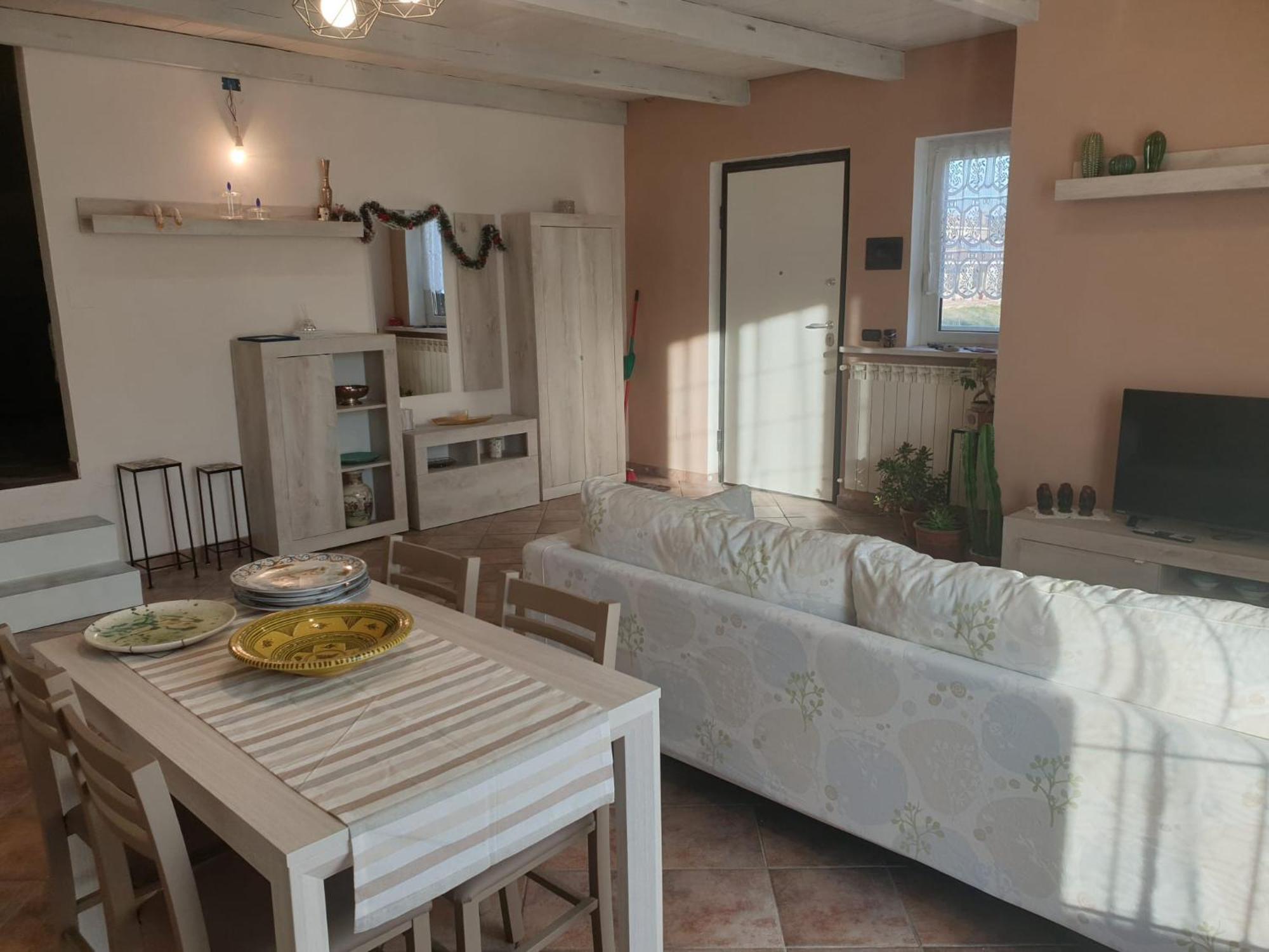 Casa Vacanze Alice E Arianna Cairo Montenotte Exterior foto